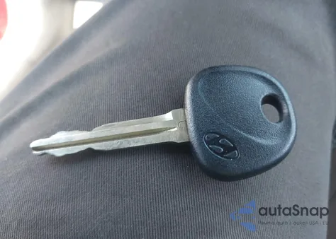 2018 Hyundai Elantra Se z USA, uszkodzony, nr VIN 5NPD74LF8JH261059